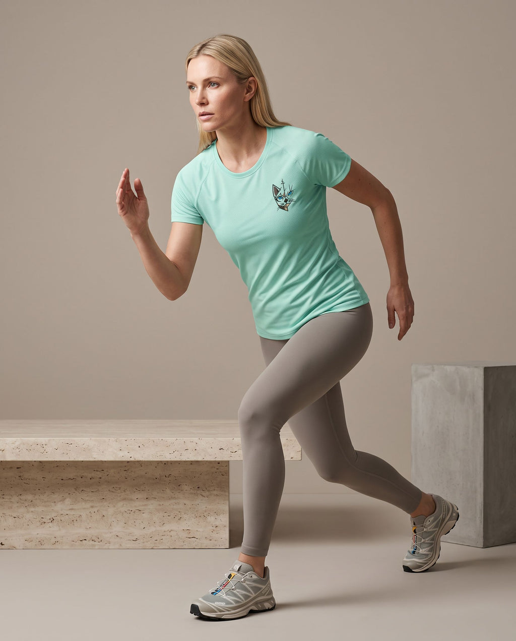 T-shirt de sport femme respirant – 140 g
