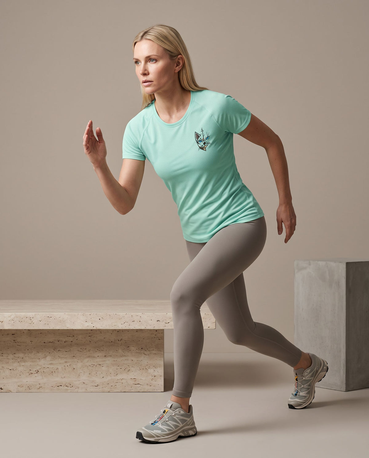 T-shirt de sport femme respirant – 140 g